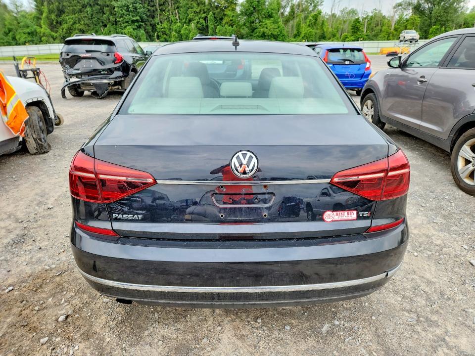 64433926 :رقم المزاد ، 1VWAT7A37HC068235 vin ، 2017 Volkswagen Passat مزاد بيع