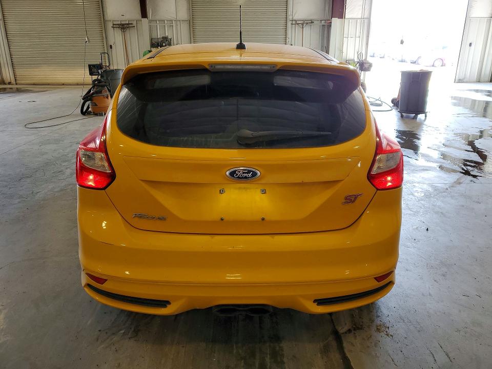 Продажа на аукционе авто 2013 Ford Focus, vin: 1FADP3L95DL191739, номер лота: 64383156