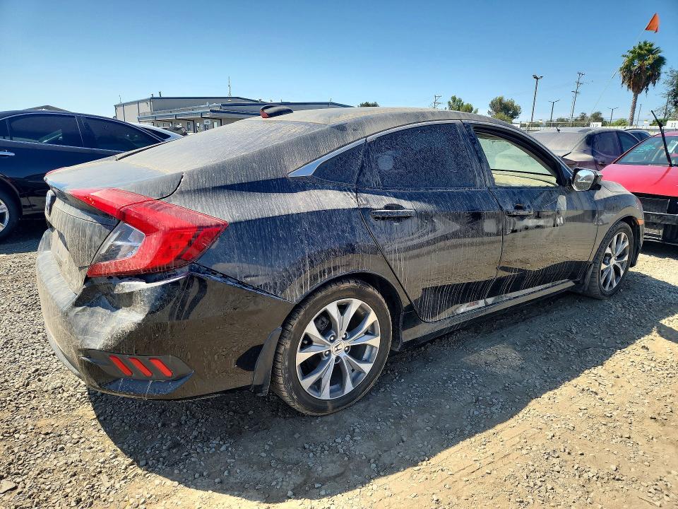 66820946 :رقم المزاد ، 19XFC2F75GE231656 vin ، 2016 Honda Civic مزاد بيع