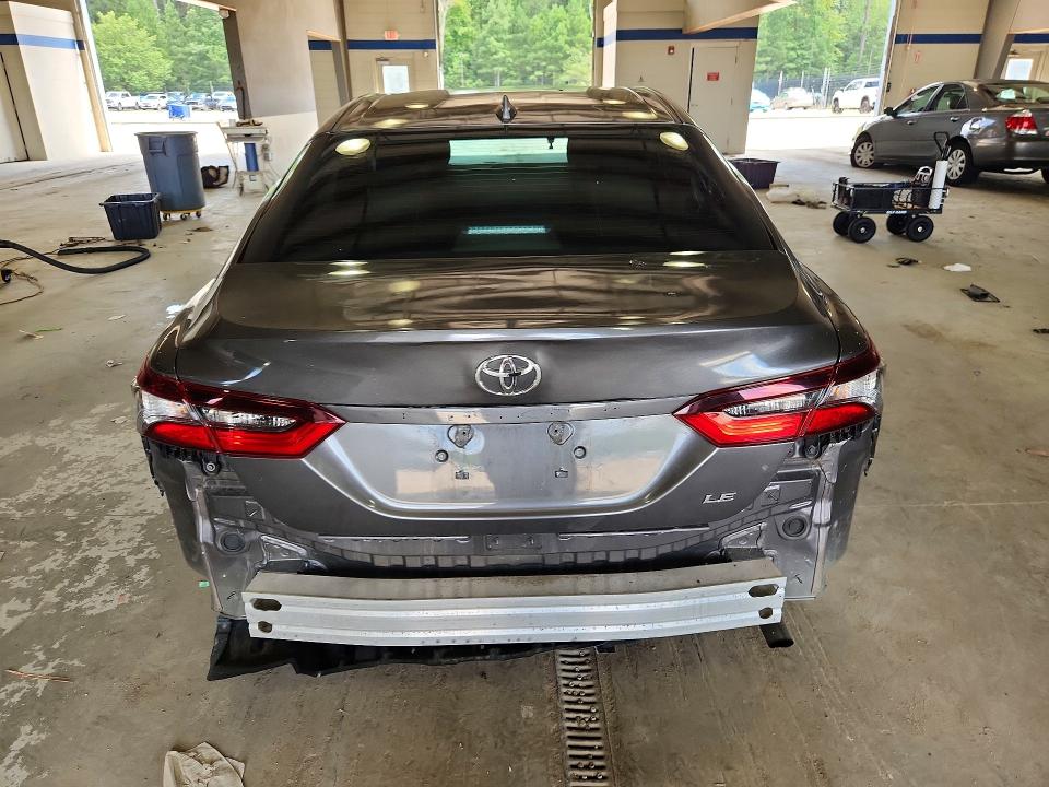 64250156 :رقم المزاد ، 4T1C11AK8PU090626 vin ، 2023 Toyota Camry مزاد بيع