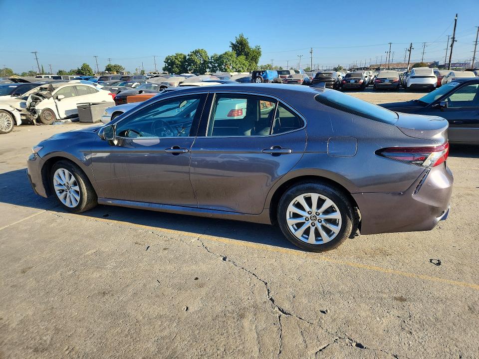 2019 Toyota Camry მანქანა იყიდება აუქციონზე, vin: 4T1B11HK1KU708900, აუქციონის ნომერი: 65230516