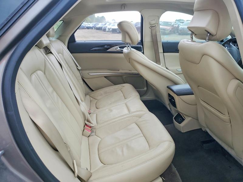 66449146 :رقم المزاد ، 3LN6L2JKXFR622302 vin ، 2015 Lincoln Mkz مزاد بيع