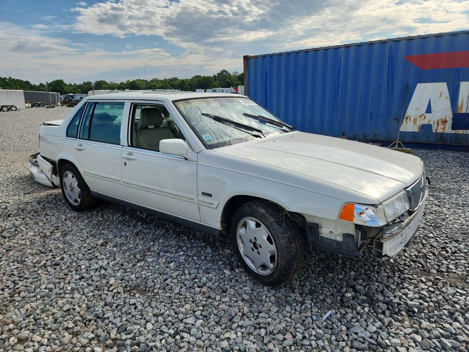 1998 Volvo S90 მანქანა იყიდება აუქციონზე, vin: YV1KS9600W1138181, აუქციონის ნომერი: 64831806