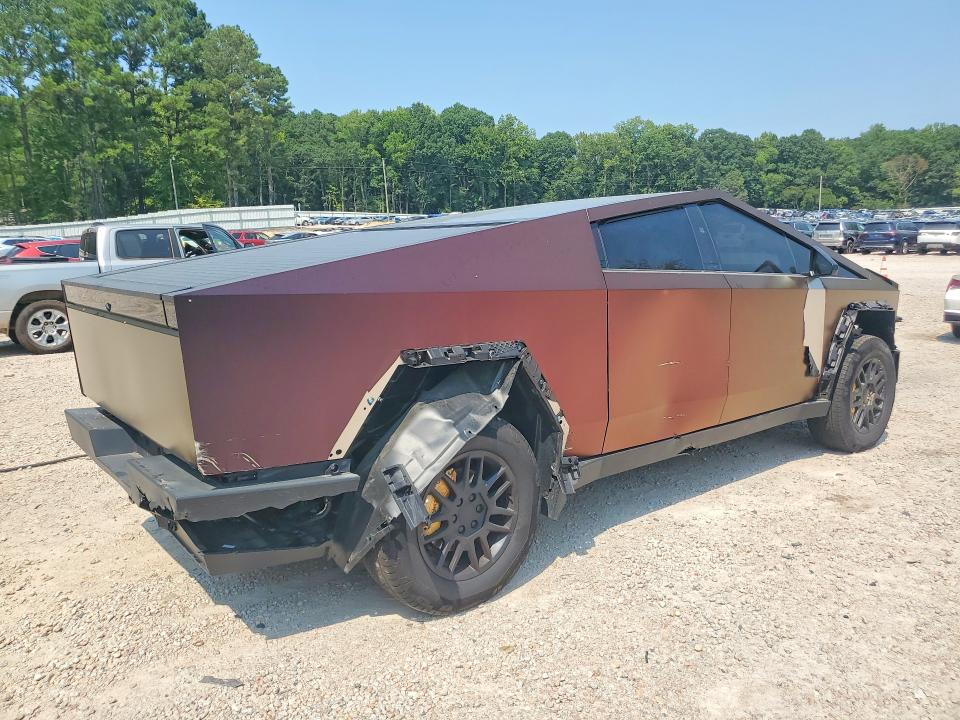 63935686 :رقم المزاد ، 7G2CEHED9SA069485 vin ، 2025 Tesla Cybertruck مزاد بيع