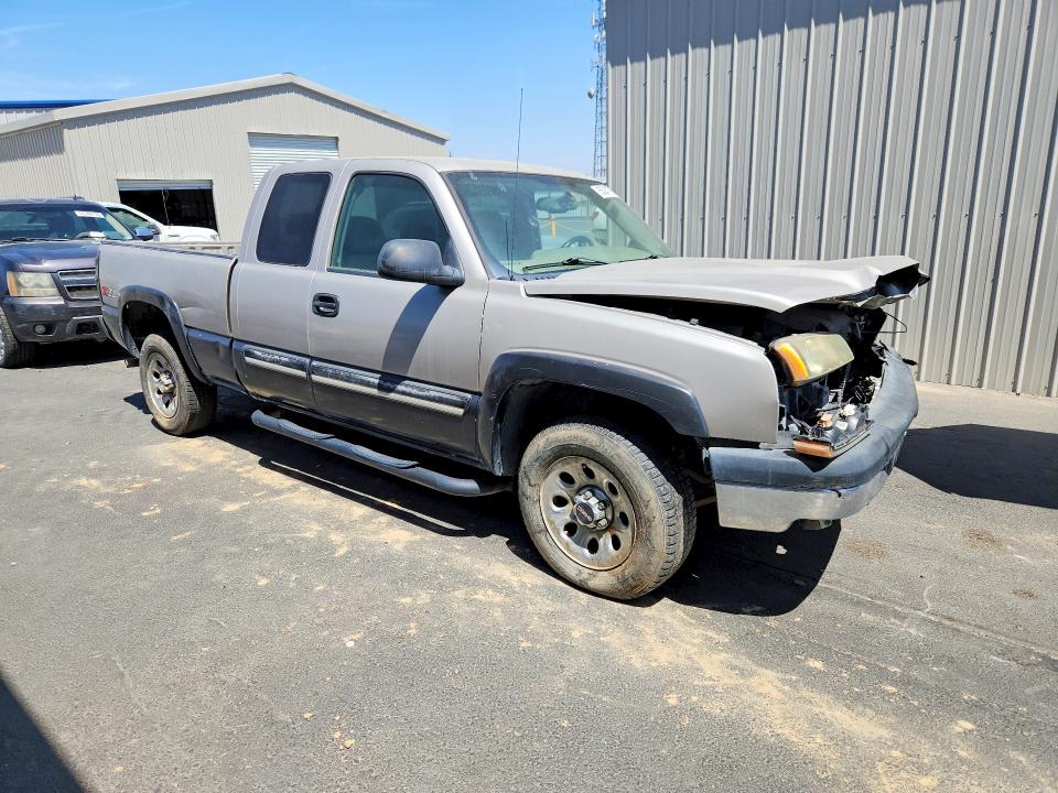 65524776 :رقم المزاد ، 1GCEK19T24Z210703 vin ، 2004 Chevrolet Silverado مزاد بيع