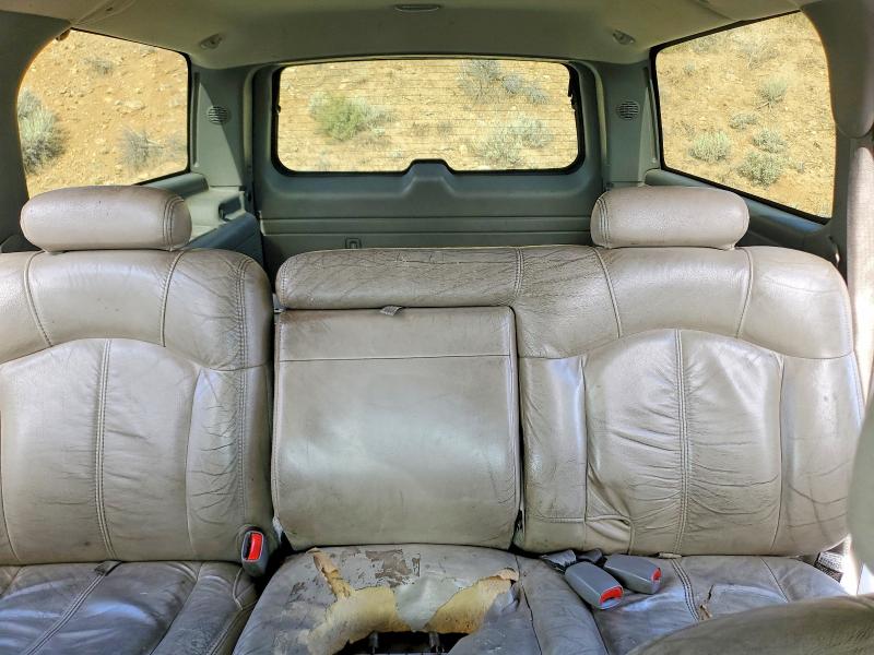 Продажа на аукционе авто 2002 Chevrolet Suburban, vin: 3GNFK16T62G350816, номер лота: 64299636