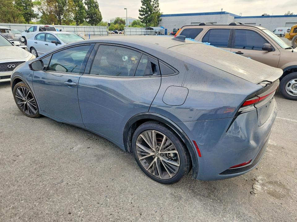 64637096 :رقم المزاد ، JTDADABU9R3009645 vin ، 2024 Toyota Prius مزاد بيع