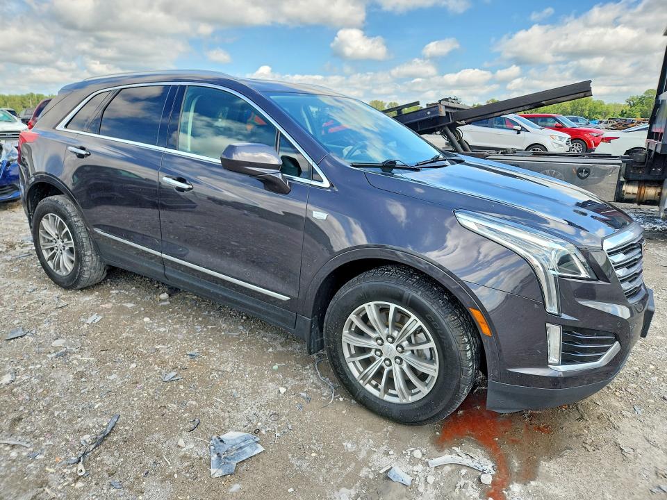65505186 :رقم المزاد ، 1GYKNDRS1HZ136242 vin ، 2017 Cadillac Xt5 مزاد بيع