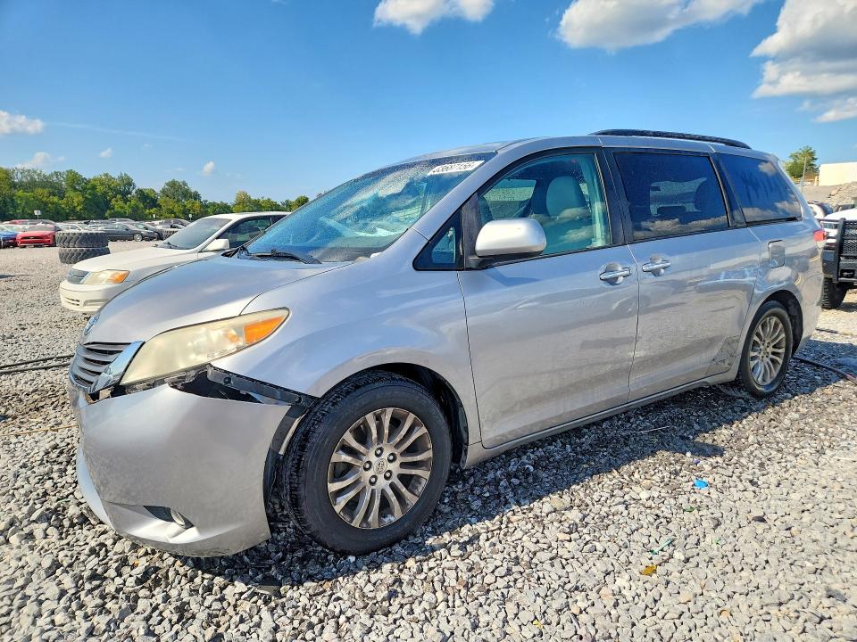 2012 Toyota Sienna მანქანა იყიდება აუქციონზე, vin: 5TDYK3DC7CS226721, აუქციონის ნომერი: 65687156