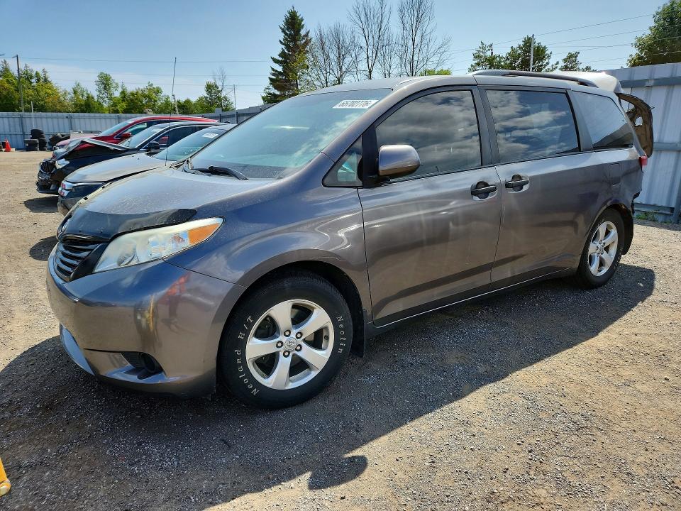2014 Toyota Sienna მანქანა იყიდება აუქციონზე, vin: 5TDZK3DC5ES448438, აუქციონის ნომერი: 65702776