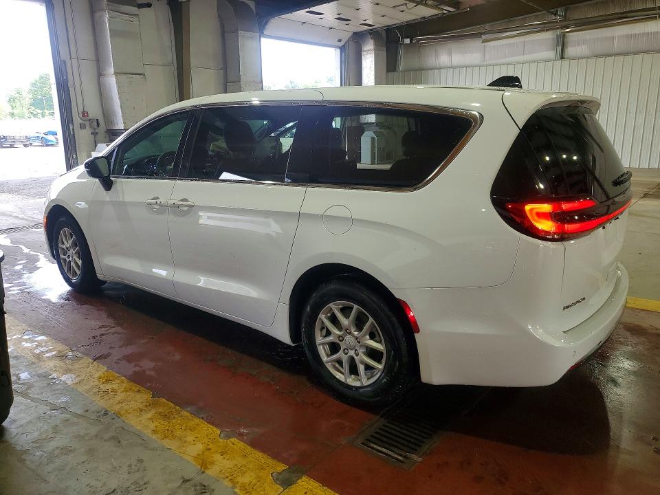 Продаж на аукціоні авто 2026 Chrysler Pacifica, vin: 2C4RC1BG4TR243691, номер лоту: 64358566