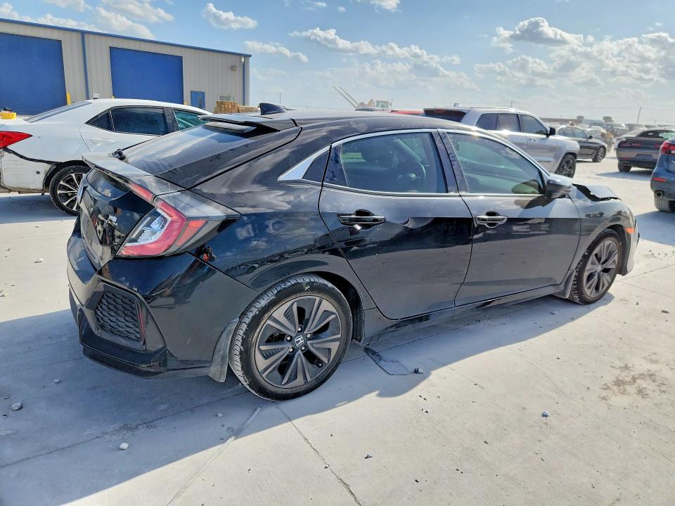 2017 Honda Civic მანქანა იყიდება აუქციონზე, vin: SHHFK7H72HU200999, აუქციონის ნომერი: 64765316