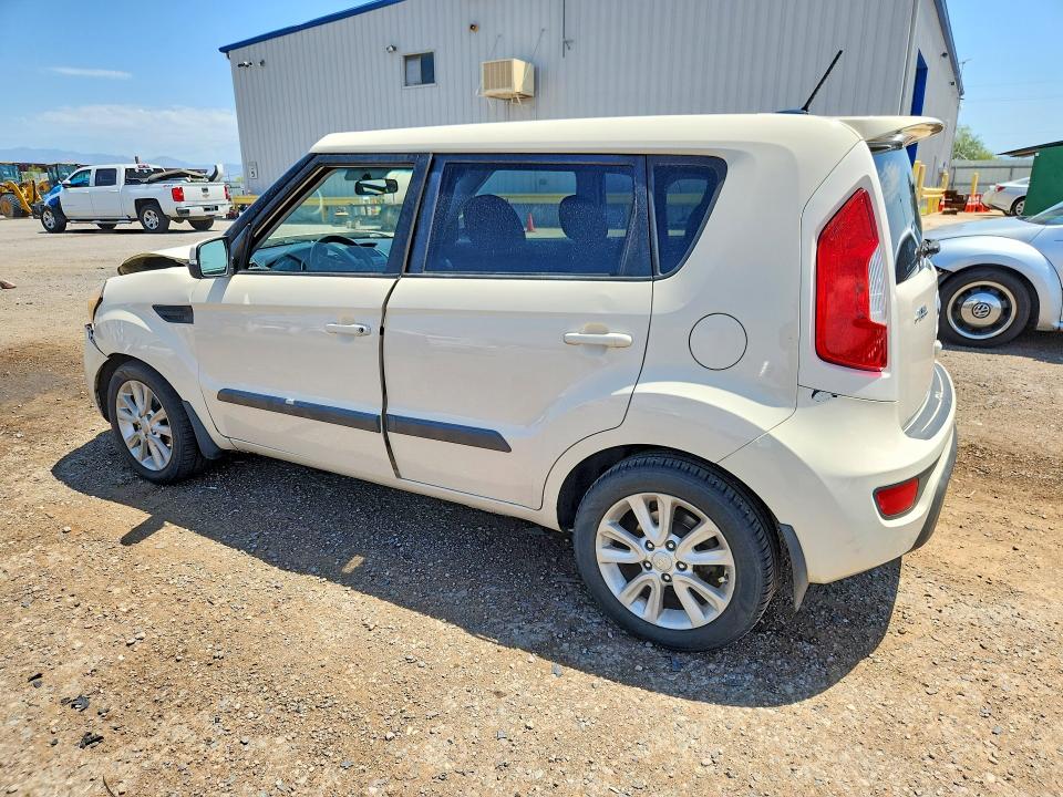 2013 Kia Soul მანქანა იყიდება აუქციონზე, vin: KNDJT2A6XD7758001, აუქციონის ნომერი: 63774526