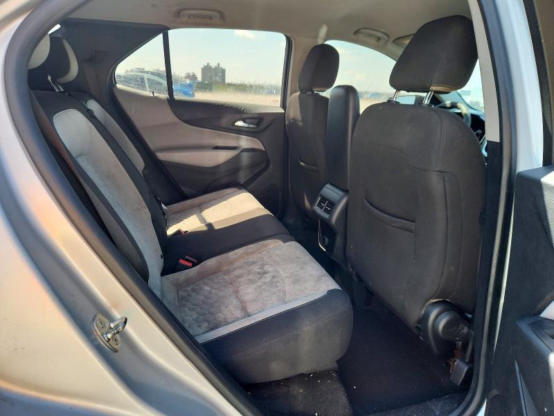 67124866 :رقم المزاد ، 2GNAXHEV9J6329895 vin ، 2018 Chevrolet Equinox مزاد بيع