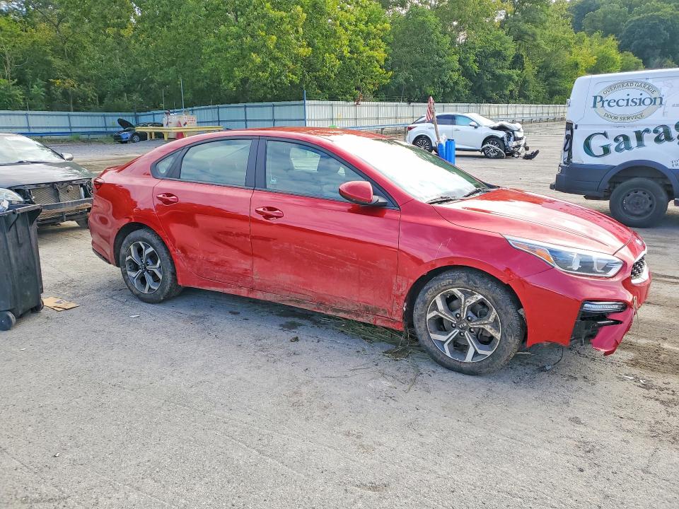 2019 Kia Forte მანქანა იყიდება აუქციონზე, vin: 3KPF24AD6KE074028, აუქციონის ნომერი: 66175526