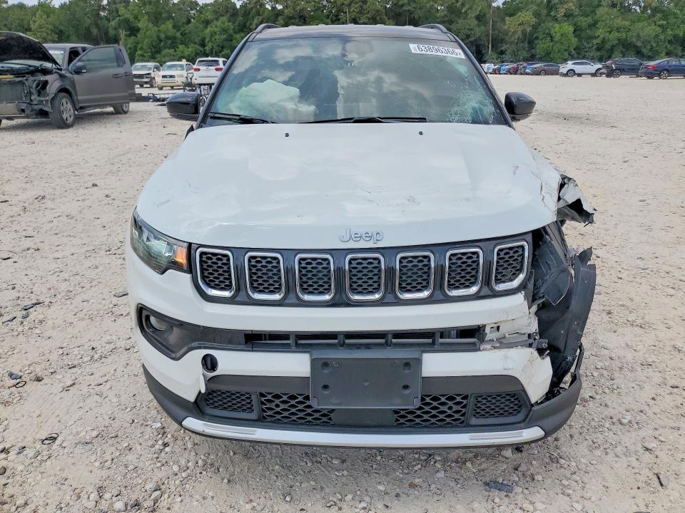 2024 Jeep Compass მანქანა იყიდება აუქციონზე, vin: 3C4NJDCN9RT585856, აუქციონის ნომერი: 63896366