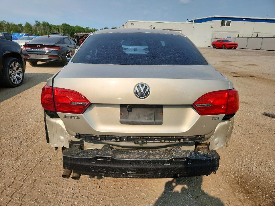 2013 Volkswagen Jetta მანქანა იყიდება აუქციონზე, vin: 3VWDL7AJ8DM283756, აუქციონის ნომერი: 62649396