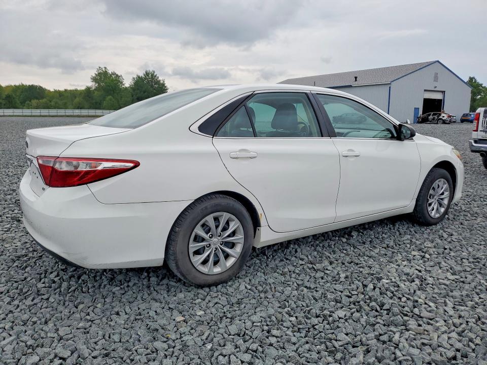 2017 Toyota Camry მანქანა იყიდება აუქციონზე, vin: 4T1BF1FK4HU688980, აუქციონის ნომერი: 64205766
