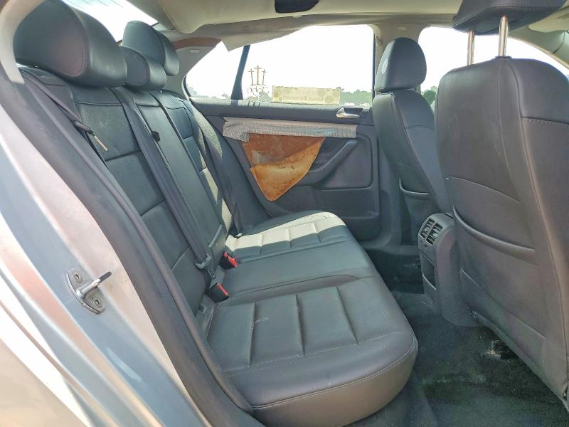 64028296 :رقم المزاد ، 3VWRF71KX7M012322 vin ، 2007 Volkswagen Jetta مزاد بيع