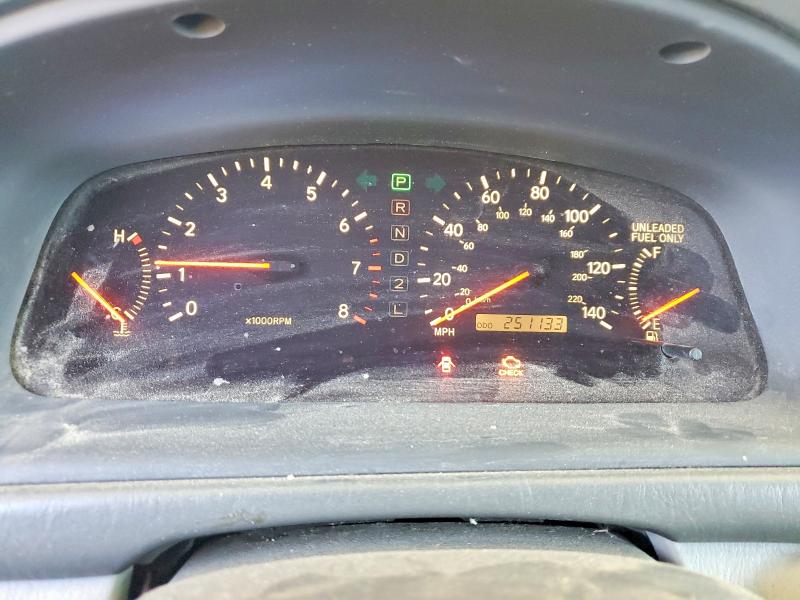 1998 Lexus Es მანქანა იყიდება აუქციონზე, vin: JT8BF28G4W5051239, აუქციონის ნომერი: 63331986