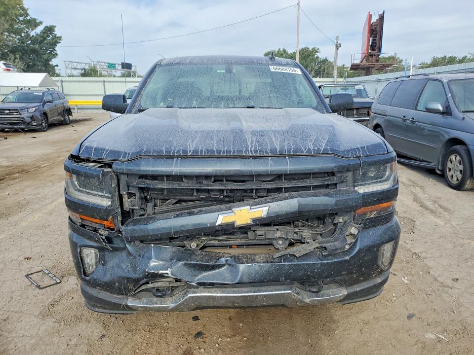 2018 Chevrolet Silverado მანქანა იყიდება აუქციონზე, vin: 3GCUKRECXJG565579, აუქციონის ნომერი: 66688156