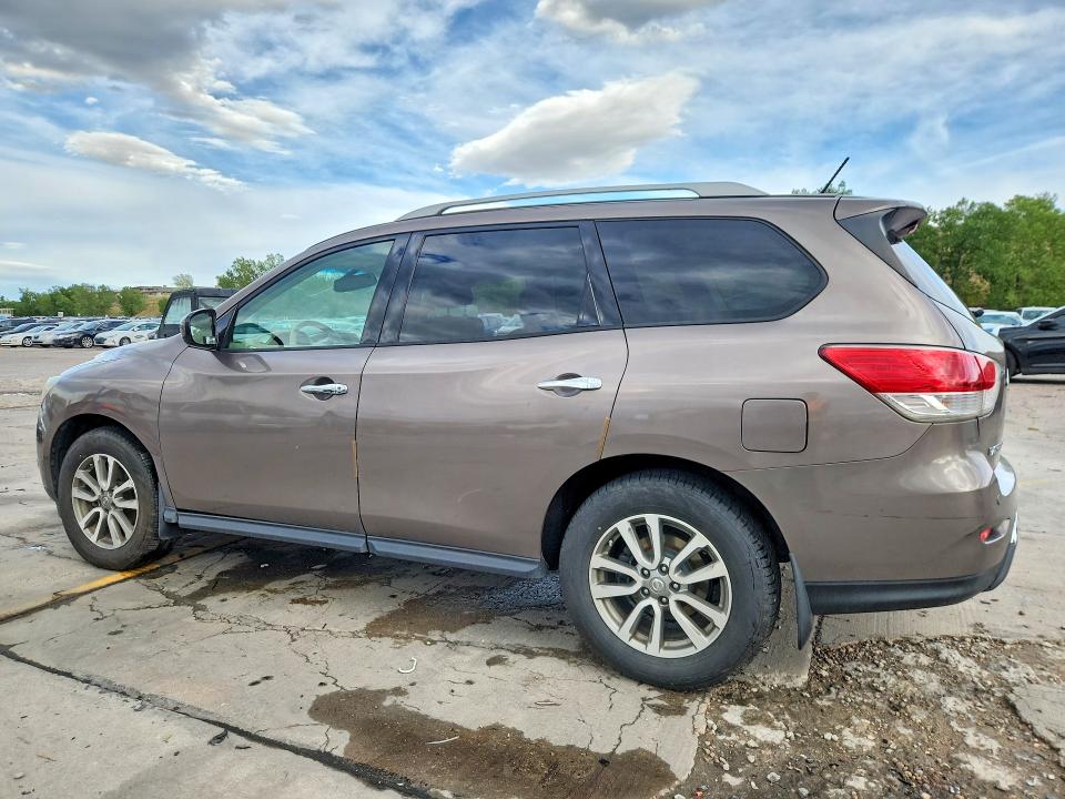 67021926 :رقم المزاد ، 5N1AR2MM6DC686211 vin ، 2013 Nissan Pathfinder مزاد بيع
