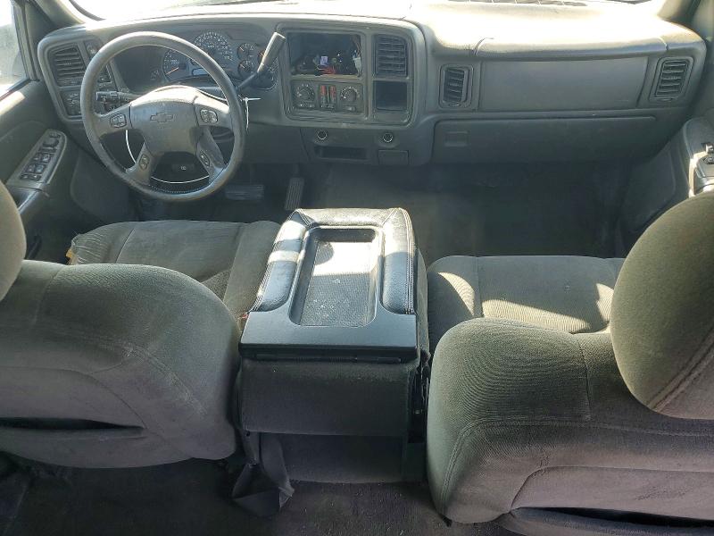 63793656 :رقم المزاد ، 1GCGK23U74F194399 vin ، 2004 Chevrolet Silverado مزاد بيع