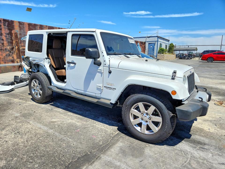 2015 Jeep Wrangler Unlimited მანქანა იყიდება აუქციონზე, vin: 1C4BJWEG1FL645598, აუქციონის ნომერი: 65237396