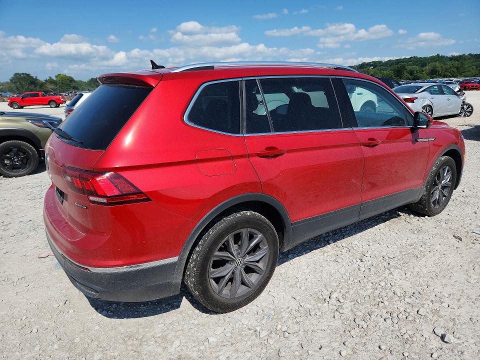 64979956 :رقم المزاد ، 3VV2B7AX2NM125269 vin ، 2022 Volkswagen Tiguan مزاد بيع
