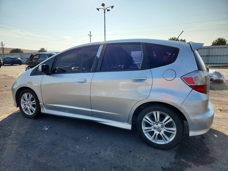 64035926 :رقم المزاد ، JHMGE8H68BC006636 vin ، 2011 Honda Fit مزاد بيع