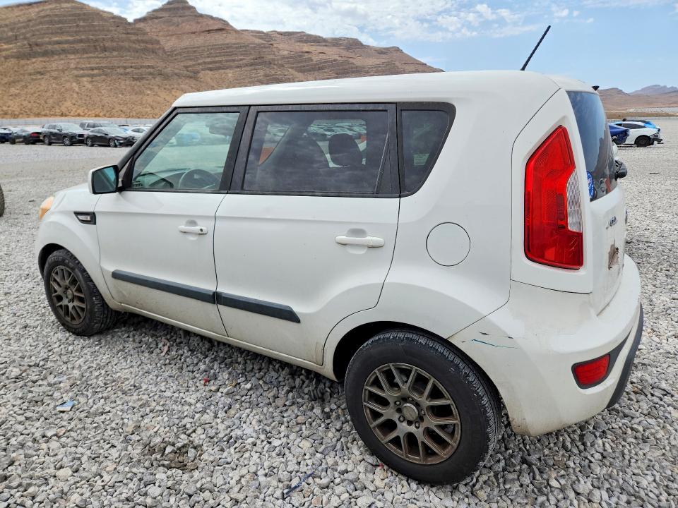 64289576 :رقم المزاد ، KNDJT2A56D7572771 vin ، 2013 Kia Soul مزاد بيع