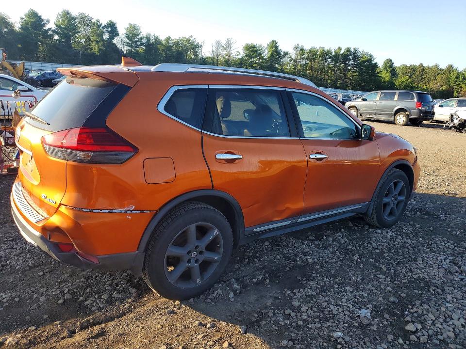 Продажа на аукционе авто 2017 Nissan Rogue, vin: 5N1AT2MVXHC790832, номер лота: 64078766