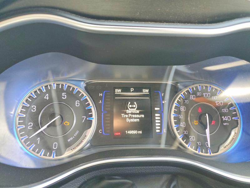 65933066 :رقم المزاد ، 1C3CCCAB2FN567980 vin ، 2015 Chrysler 200 مزاد بيع