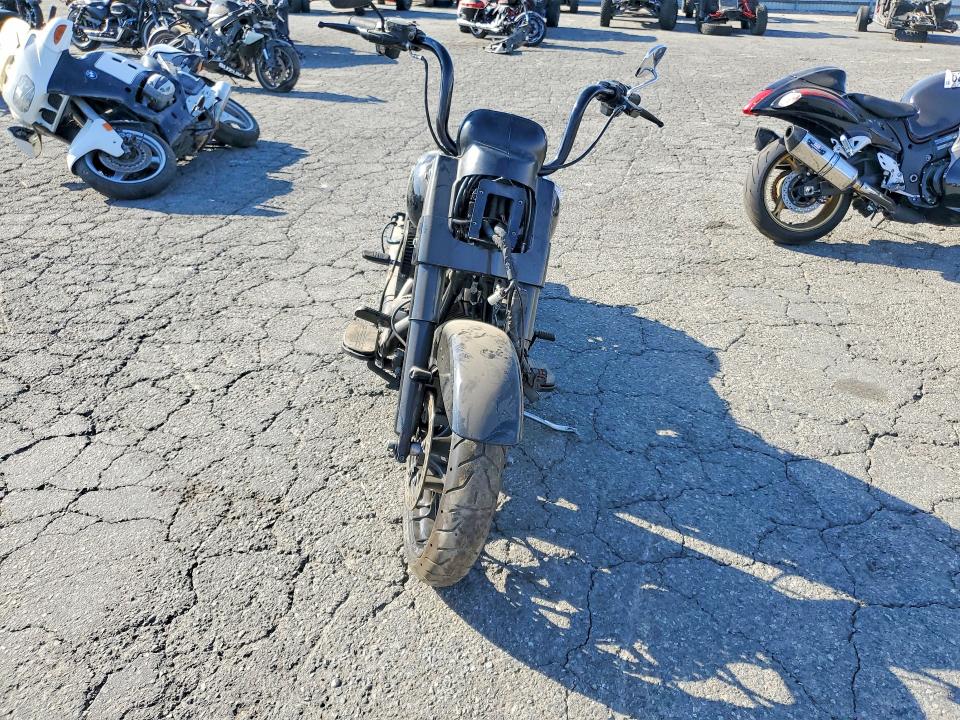 64630156 :رقم المزاد ، 1HD1KTP20PB677005 vin ، 2023 Harley-davidson Fltrxs مزاد بيع