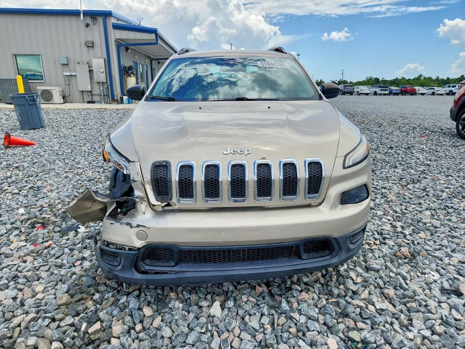 65938786 :رقم المزاد ، 1C4PJLAB2FW596585 vin ، 2015 Jeep Cherokee مزاد بيع