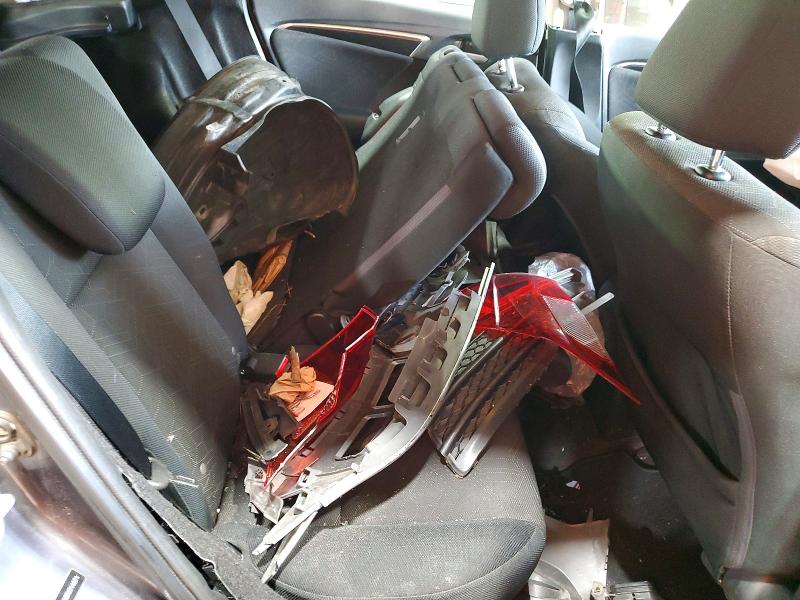 65441886 :رقم المزاد ، 3HGGK5H82FM711271 vin ، 2015 Honda Fit مزاد بيع