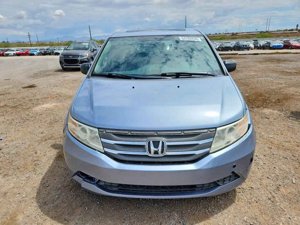 64780836 :رقم المزاد ، 5FNRL5H63DB061791 vin ، 2013 Honda Odyssey مزاد بيع