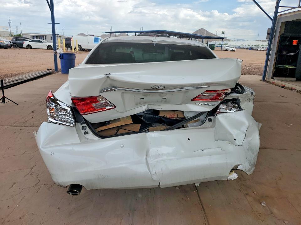 66786756 :رقم المزاد ، JTHBK1EG2B2424624 vin ، 2011 Lexus Es مزاد بيع