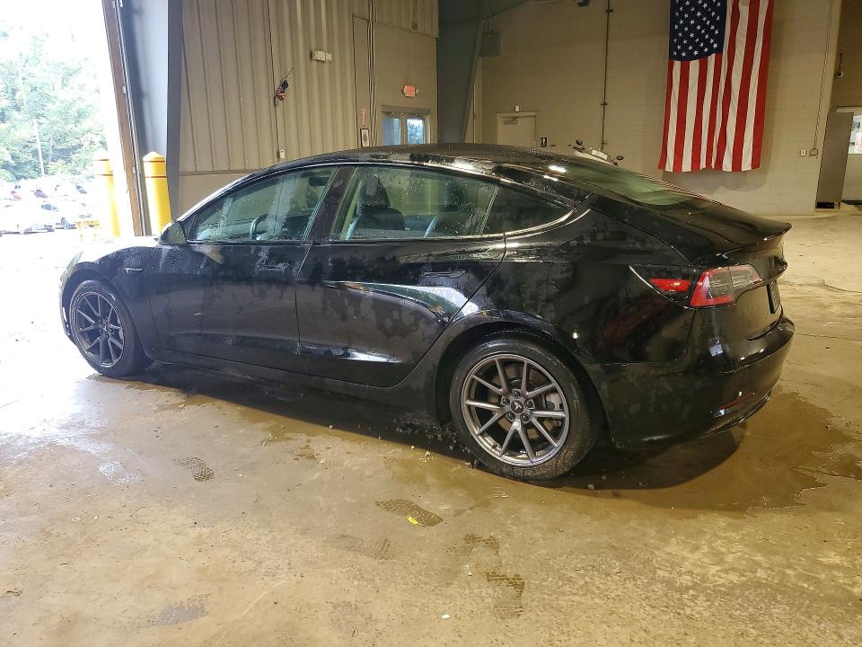 2022 Tesla Model 3 მანქანა იყიდება აუქციონზე, vin: 5YJ3E1EA0NF288438, აუქციონის ნომერი: 64003626