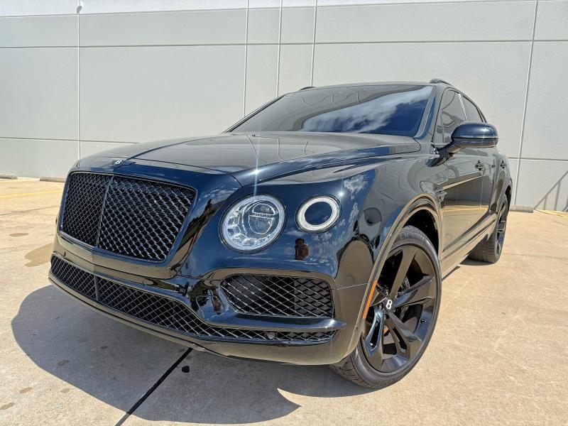 67519416 :رقم المزاد ، SJAAC2ZV8HC014584 vin ، 2017 Bentley Bentayga مزاد بيع