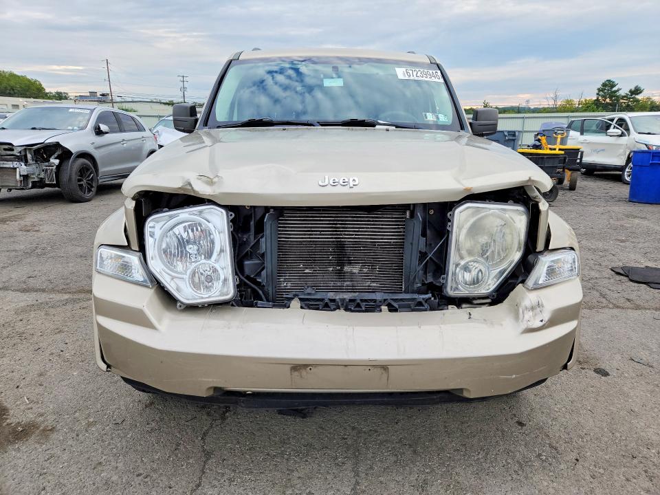 67239946 :رقم المزاد ، 1J4PN2GK3AW168825 vin ، 2010 Jeep Liberty مزاد بيع