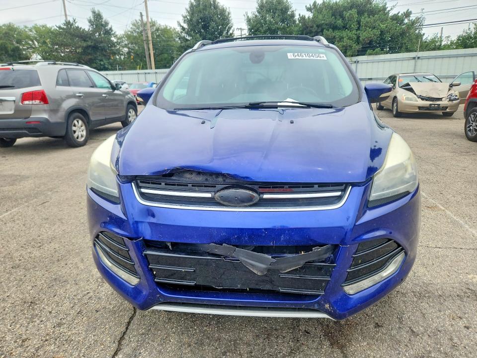 64610456 :رقم المزاد ، 1FMCU9J9XDUD91557 vin ، 2013 Ford Escape مزاد بيع