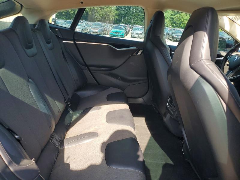 63623386 :رقم المزاد ، 5YJSA1CG6DFP07616 vin ، 2013 Tesla Model S مزاد بيع