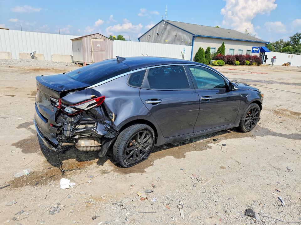 64373516 :رقم المزاد ، 5XXGT4L3XKG324917 vin ، 2019 Kia Optima مزاد بيع