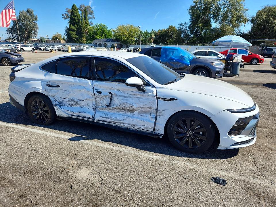 Продажа на аукционе авто 2025 Hyundai Sonata Hybrid, vin: KMHL34JJ1SA108638, номер лота: 66104546