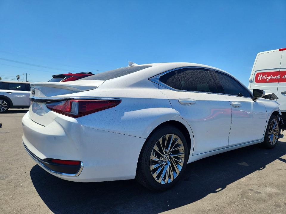 65560316 :رقم المزاد ، 58AEA1C14SU067374 vin ، 2025 Lexus Es 300h مزاد بيع