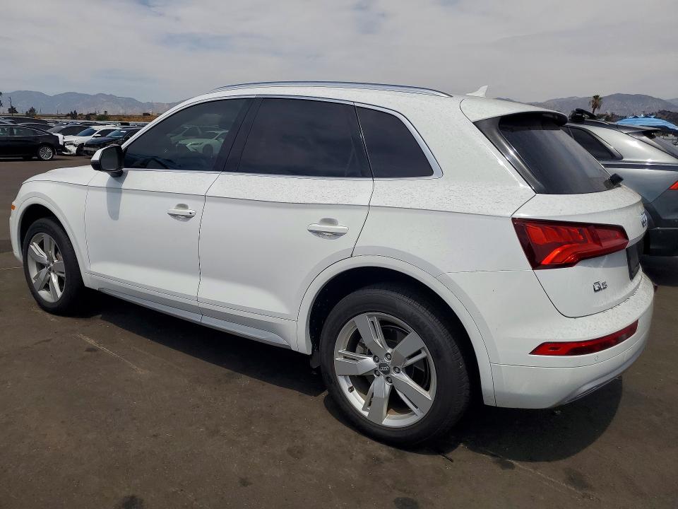 2018 Audi Q5 მანქანა იყიდება აუქციონზე, vin: WA1BNAFY7J2217476, აუქციონის ნომერი: 65373906