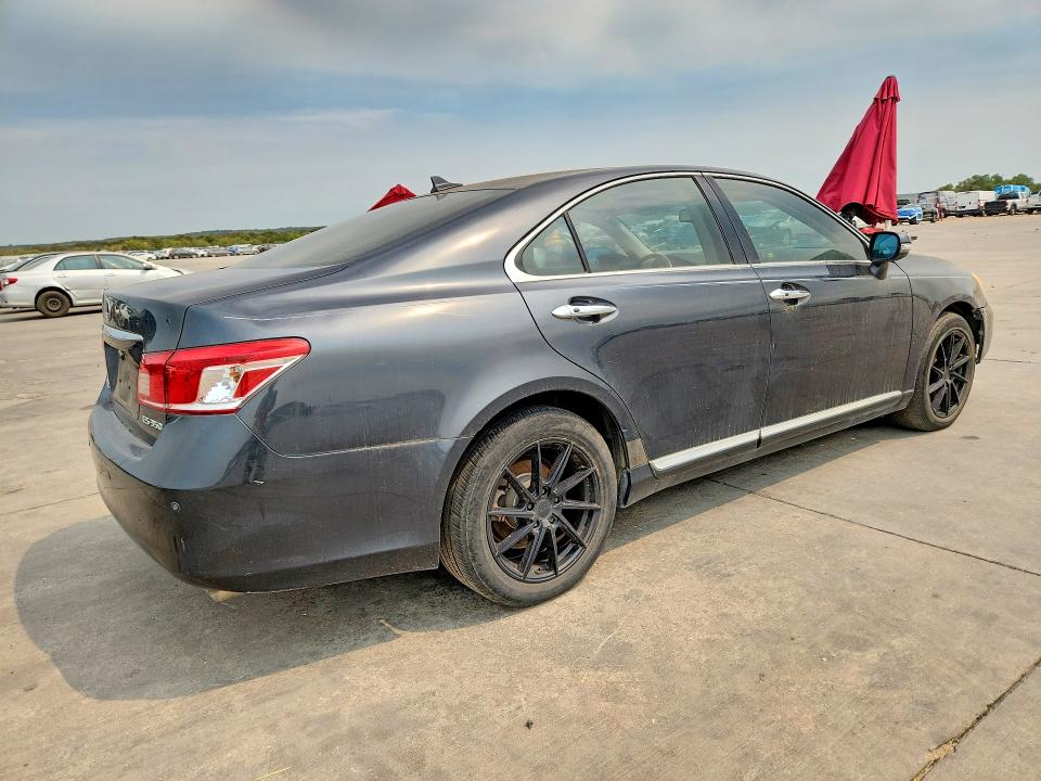 66690226 :رقم المزاد ، JTHBK1EG0B2450526 vin ، 2011 Lexus Es مزاد بيع