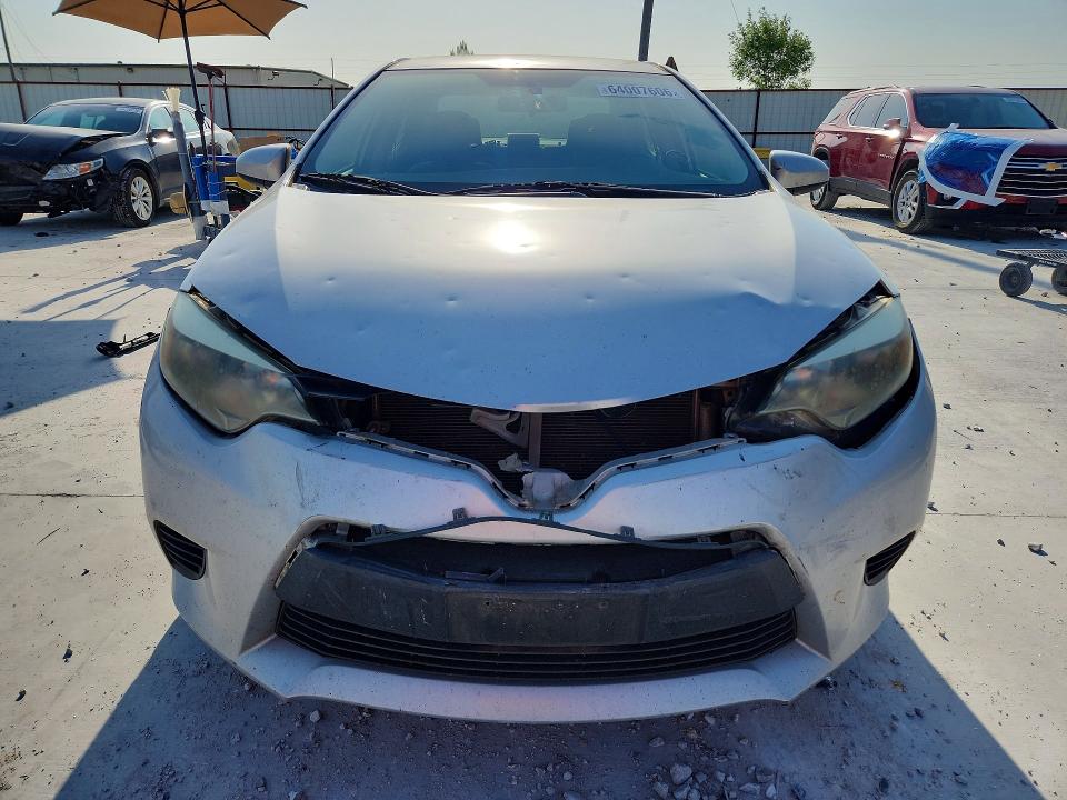 Продажа на аукционе авто 2015 Toyota Corolla, vin: 5YFBURHE6FP195909, номер лота: 64007606