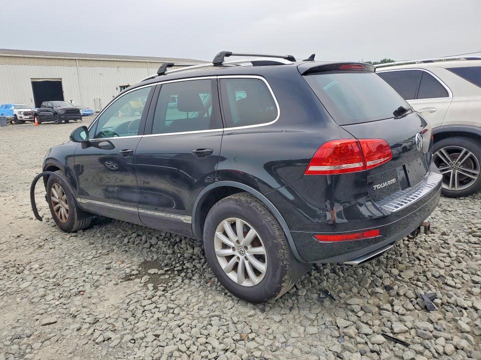 63851406 :رقم المزاد ، WVGFF9BP8BD001072 vin ، 2011 Volkswagen Touareg مزاد بيع